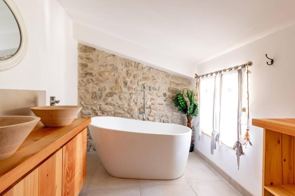 Chez Dabin - La Roche St Secret - 10Pers Villa Le Pegue Bagian luar foto